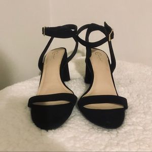 Cato’s open toe black strapy heels size 10